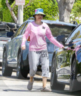 PREMIUM EXCLUSIVE Lisa Rinna boho chic n Beverly Hills