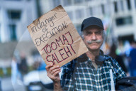 Proteste gegen Todesurteil des iranischen Rappers Toomaj Salehi in Berlin