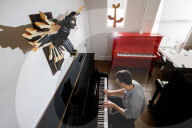 'A special bond between music and art': Bath piano shop turns old parts into palette