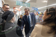 Jeremy Hunt UK Chancellor of the Exchequer visits Morrisons