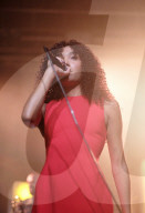 Olivia Dean review - pop-soul singer proves she was born for big stages