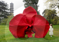 Marc Quinn: Light into Life major new exhibition at Kew Gardens, London, UK.