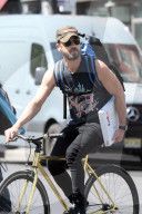 EXCLUSIVE: Justin Theroux Spotted Going For A Bike Ride  In New York City - 01 May 2024
