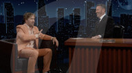 Ryan Gosling has smashing time on talk show