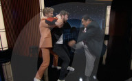 Ryan Gosling has smashing time on talk show
