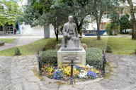 70,000 workers showing the world another way to earn a living. Mondragon Corporation.