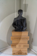 70,000 workers showing the world another way to earn a living. Mondragon Corporation.