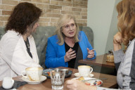Susan Hall 'closes gap' in race to be Mayor