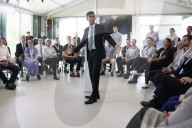 Prime Minister Rishi Sunak visits Siemens Healthineers