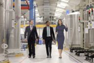 Prime Minister Rishi Sunak visits Siemens Healthineers