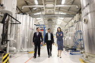 Prime Minister Rishi Sunak visits Siemens Healthineers