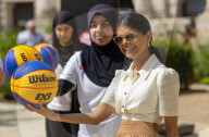The Prime Minister's wife Akshata Murty hosts a basketball Lessons at 10