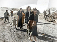 Refugees  near Vallerotonda, Italy