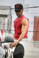 *EXCLUSIVE* Justin Theroux looks ripped after workout