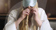 Sophie Turner blindfold takeaway food challenge