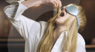 Sophie Turner blindfold takeaway food challenge
