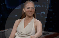 Jennifer Lopez wears wedding ring for TV talk show