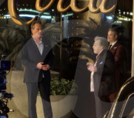 EXCLUSIVE: Al Pacino und Vince Vaughn drehen ihre ersten gemeinsamen Szenen am Set von Easy's Waltz