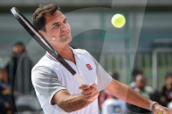 PEOPLE - Roger Federer bei der Einweihung eines Tennisplatzes in Seine Saint Denis