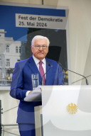 Demokratiefest zu 75 Jahren Grundgesetz in Bonn