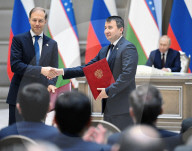 Russian President Vladimir Putin travels to Uzbekistan
