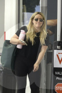 *EXCLUSIVE* Die schwangere Hilary Duff ist unterwegs in Beverly Hills