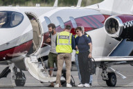Exclusif - Tom Cruise landet mit seinem Privatflugzeug in La Rochelle