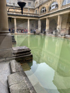 Ancient Roman baths clue to fighting dangerous bacteria