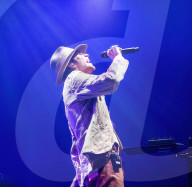 Jane's Addiction review - original lineup, same thrilling riff-driven thrashers.