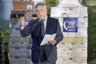 Nepi - Antonio Tajani presenta il primo carico di aiuti per il popolo di Gaza