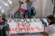 Barcelona - Soap bubbles against the UNVEX drone fair