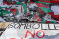 Barcelona - Soap bubbles against the UNVEX drone fair