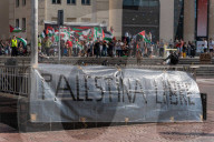 Barcelona - Pro-Palestinian anarchists against the UNVEX fair