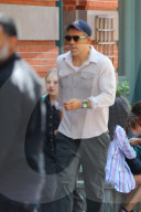 *EXCLUSIVE* Ryan Reynolds picks up daughter from school in NYC