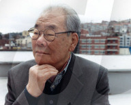 If you live to 100, you might as well be happy: what poverty, jail and war have taught author Rhee Kun Hoo.