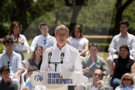 Feijoo in Barcelona closing the election campaign
