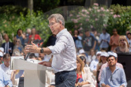 Feijoo in Barcelona closing the election campaign