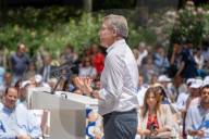 Feijoo in Barcelona closing the election campaign