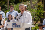Feijoo in Barcelona closing the election campaign