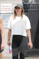 *EXCLUSIVE* Suki Waterhouse hits the gym with her mother Elizabeth in LA!