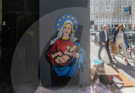 Europee 2024, A Milano spunta Santa Giorgia murale di Alexsandro Palombo