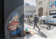 Europee 2024, A Milano spunta Santa Giorgia murale di Alexsandro Palombo