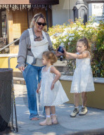 *EXCLUSIVE* Hilary Duff steps out with her Daughters for a Sweet Treat