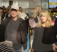 EXCLUSIVE -  Kurt Russell und Goldie Hawn am Flughafen LAX