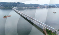 Thousand Island Lake Bridge in Hangzhou