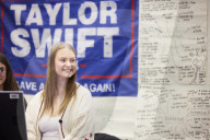 Swifties and academics debate Taylor Swift, from misogyny to millipedes