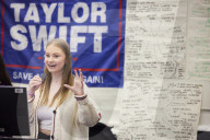 Swifties and academics debate Taylor Swift, from misogyny to millipedes