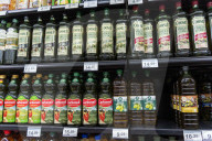 Barcelona - Spain removes the VAT on olive oil.