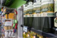 Barcelona - Spain removes the VAT on olive oil.