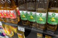 Barcelona - Spain removes the VAT on olive oil.